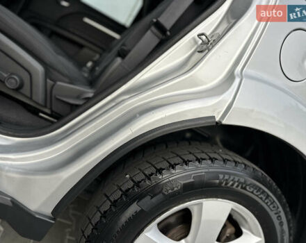 Серый Додж Джорни, объемом двигателя 1.97 л и пробегом 194 тыс. км за 7650 $, фото 77 на Automoto.ua