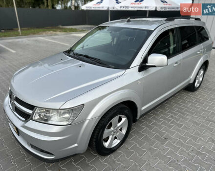 Серый Додж Джорни, объемом двигателя 1.97 л и пробегом 194 тыс. км за 7650 $, фото 3 на Automoto.ua