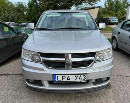 Сірий Додж Джорні, об'ємом двигуна 2 л та пробігом 230 тис. км за 4643 $, фото 4 на Automoto.ua