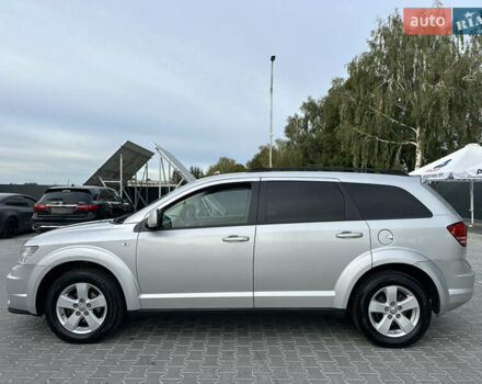 Серый Додж Джорни, объемом двигателя 1.97 л и пробегом 194 тыс. км за 7650 $, фото 32 на Automoto.ua