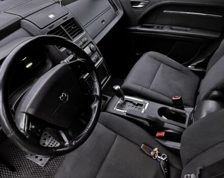 Сірий Додж Джорні, об'ємом двигуна 2 л та пробігом 230 тис. км за 10000 $, фото 3 на Automoto.ua