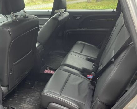 Сірий Додж Джорні, об'ємом двигуна 2 л та пробігом 167 тис. км за 9500 $, фото 5 на Automoto.ua