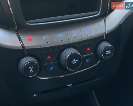 Серый Додж Джорни, объемом двигателя 2.36 л и пробегом 270 тыс. км за 9790 $, фото 23 на Automoto.ua