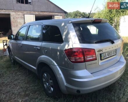 Серый Додж Джорни, объемом двигателя 2.36 л и пробегом 240 тыс. км за 10500 $, фото 9 на Automoto.ua