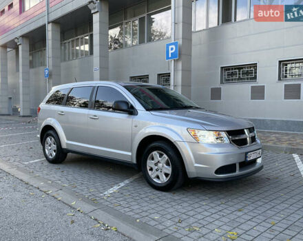 Серый Додж Джорни, объемом двигателя 2.36 л и пробегом 270 тыс. км за 9790 $, фото 11 на Automoto.ua