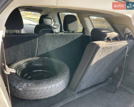 Серый Додж Джорни, объемом двигателя 2.36 л и пробегом 270 тыс. км за 9790 $, фото 30 на Automoto.ua