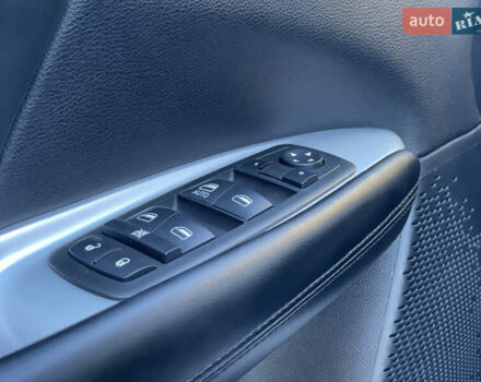 Серый Додж Джорни, объемом двигателя 2.36 л и пробегом 270 тыс. км за 9790 $, фото 21 на Automoto.ua