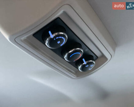 Серый Додж Джорни, объемом двигателя 2.36 л и пробегом 272 тыс. км за 9300 $, фото 27 на Automoto.ua