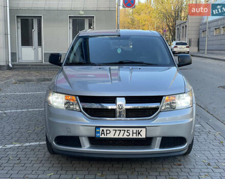 Серый Додж Джорни, объемом двигателя 2.36 л и пробегом 272 тыс. км за 9300 $, фото 1 на Automoto.ua
