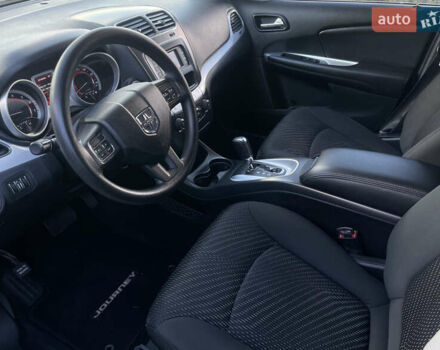 Серый Додж Джорни, объемом двигателя 2.36 л и пробегом 270 тыс. км за 9790 $, фото 15 на Automoto.ua