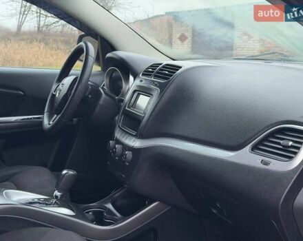 Сірий Додж Джорні, об'ємом двигуна 3.61 л та пробігом 249 тис. км за 8970 $, фото 19 на Automoto.ua