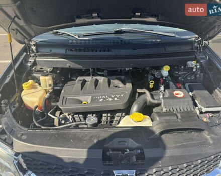 Серый Додж Джорни, объемом двигателя 2.4 л и пробегом 310 тыс. км за 8200 $, фото 17 на Automoto.ua