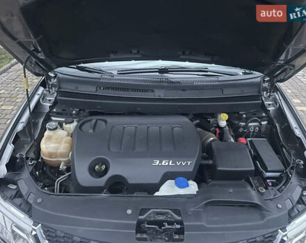 Сірий Додж Джорні, об'ємом двигуна 3.6 л та пробігом 157 тис. км за 12900 $, фото 6 на Automoto.ua