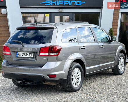 Сірий Додж Джорні, об'ємом двигуна 2.36 л та пробігом 142 тис. км за 10000 $, фото 4 на Automoto.ua