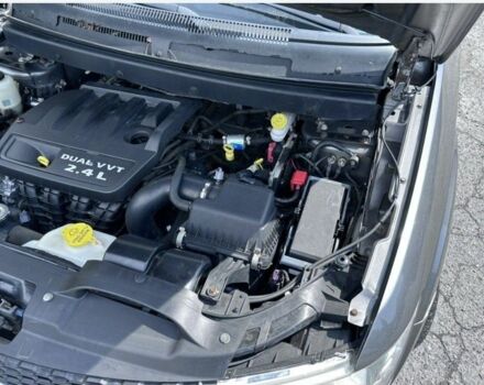 Серый Додж Джорни, объемом двигателя 2.4 л и пробегом 258 тыс. км за 9000 $, фото 7 на Automoto.ua