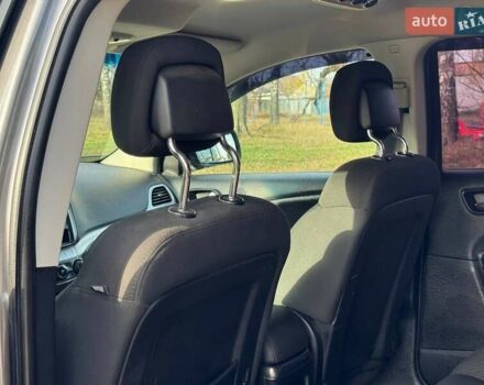 Серый Додж Джорни, объемом двигателя 3.6 л и пробегом 189 тыс. км за 8950 $, фото 33 на Automoto.ua