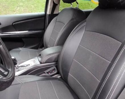 Серый Додж Джорни, объемом двигателя 2.4 л и пробегом 360 тыс. км за 8500 $, фото 2 на Automoto.ua