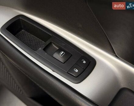 Серый Додж Джорни, объемом двигателя 2.36 л и пробегом 177 тыс. км за 9800 $, фото 41 на Automoto.ua