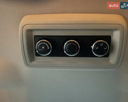 Сірий Додж Джорні, об'ємом двигуна 3.6 л та пробігом 157 тис. км за 12900 $, фото 20 на Automoto.ua