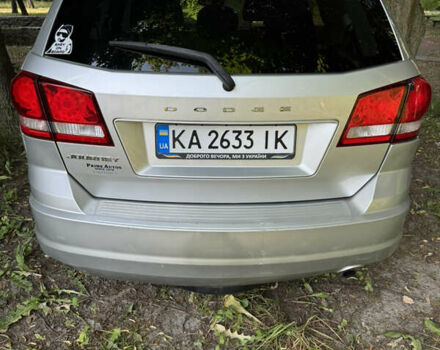Серый Додж Джорни, объемом двигателя 2.36 л и пробегом 260 тыс. км за 8400 $, фото 1 на Automoto.ua