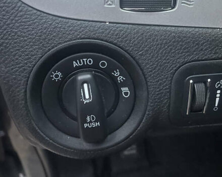 Сірий Додж Джорні, об'ємом двигуна 3.6 л та пробігом 157 тис. км за 12900 $, фото 14 на Automoto.ua