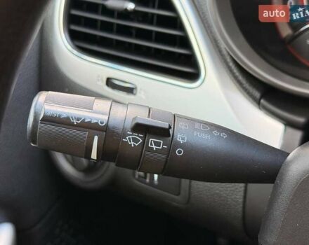 Серый Додж Джорни, объемом двигателя 2.36 л и пробегом 177 тыс. км за 9800 $, фото 22 на Automoto.ua