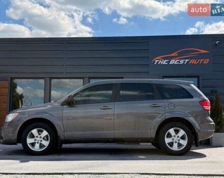 Серый Додж Джорни, объемом двигателя 2.36 л и пробегом 177 тыс. км за 9800 $, фото 3 на Automoto.ua