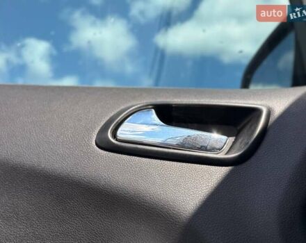 Серый Додж Джорни, объемом двигателя 2.36 л и пробегом 177 тыс. км за 9800 $, фото 16 на Automoto.ua