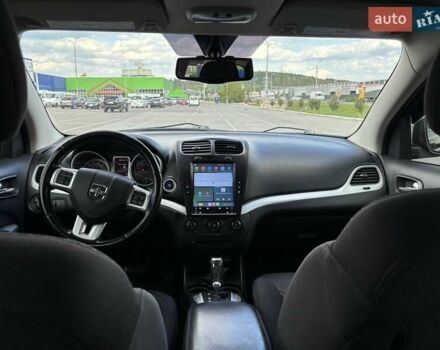 Серый Додж Джорни, объемом двигателя 2.36 л и пробегом 185 тыс. км за 11000 $, фото 42 на Automoto.ua