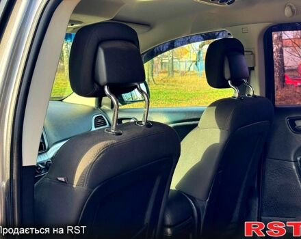 Сірий Додж Джорні, об'ємом двигуна 3.6 л та пробігом 189 тис. км за 8980 $, фото 9 на Automoto.ua