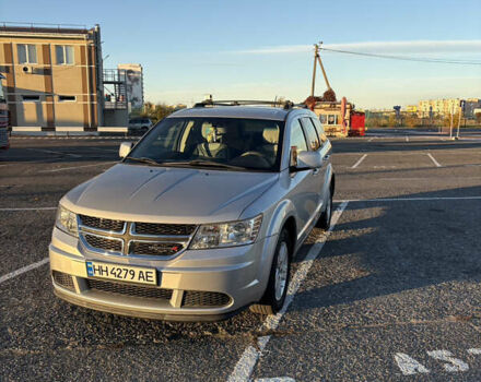 Сірий Додж Джорні, об'ємом двигуна 2.4 л та пробігом 120 тис. км за 9700 $, фото 1 на Automoto.ua