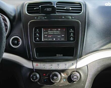 Серый Додж Джорни, объемом двигателя 2.4 л и пробегом 333 тыс. км за 9300 $, фото 15 на Automoto.ua