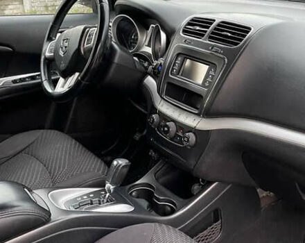 Серый Додж Джорни, объемом двигателя 2.36 л и пробегом 290 тыс. км за 8300 $, фото 7 на Automoto.ua