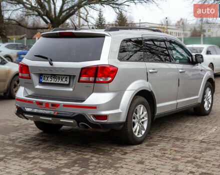 Серый Додж Джорни, объемом двигателя 2.36 л и пробегом 206 тыс. км за 10500 $, фото 7 на Automoto.ua