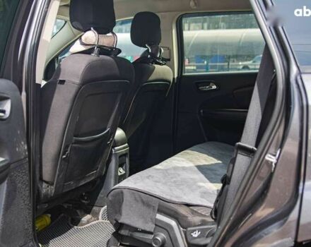 Серый Додж Джорни, объемом двигателя 2.4 л и пробегом 333 тыс. км за 9300 $, фото 20 на Automoto.ua