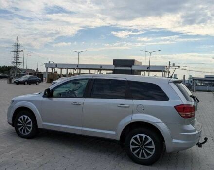 Серый Додж Джорни, объемом двигателя 2.4 л и пробегом 228 тыс. км за 11399 $, фото 6 на Automoto.ua