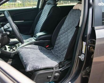 Серый Додж Джорни, объемом двигателя 2.4 л и пробегом 333 тыс. км за 9300 $, фото 19 на Automoto.ua