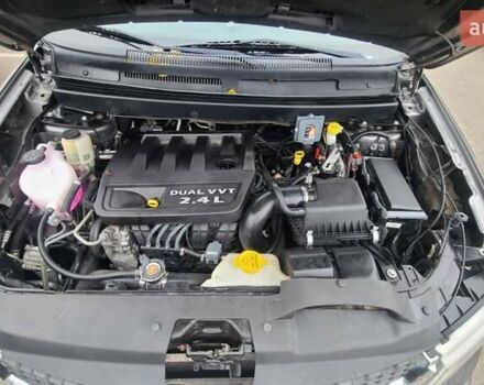 Сірий Додж Джорні, об'ємом двигуна 2.36 л та пробігом 320 тис. км за 8900 $, фото 6 на Automoto.ua