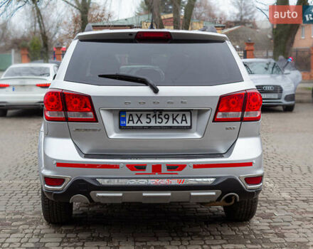 Серый Додж Джорни, объемом двигателя 2.36 л и пробегом 206 тыс. км за 10500 $, фото 6 на Automoto.ua