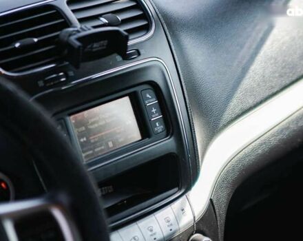 Серый Додж Джорни, объемом двигателя 2.4 л и пробегом 333 тыс. км за 9300 $, фото 10 на Automoto.ua