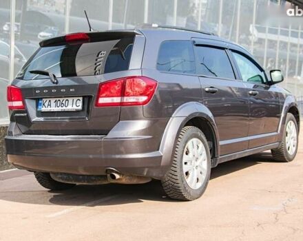 Серый Додж Джорни, объемом двигателя 2.4 л и пробегом 333 тыс. км за 9300 $, фото 5 на Automoto.ua