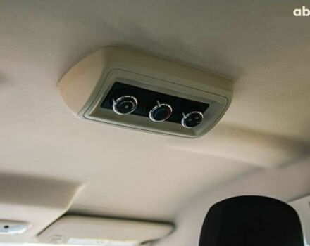 Серый Додж Джорни, объемом двигателя 2.4 л и пробегом 333 тыс. км за 9300 $, фото 22 на Automoto.ua