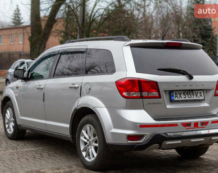 Серый Додж Джорни, объемом двигателя 2.36 л и пробегом 206 тыс. км за 10500 $, фото 5 на Automoto.ua