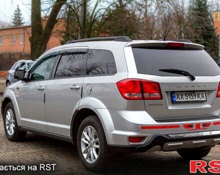 Сірий Додж Джорні, об'ємом двигуна 2.4 л та пробігом 205 тис. км за 10500 $, фото 5 на Automoto.ua