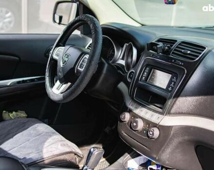 Серый Додж Джорни, объемом двигателя 2.4 л и пробегом 333 тыс. км за 9300 $, фото 14 на Automoto.ua