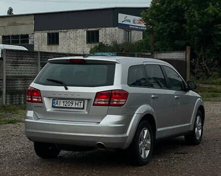 Серый Додж Джорни, объемом двигателя 2.36 л и пробегом 290 тыс. км за 8300 $, фото 2 на Automoto.ua