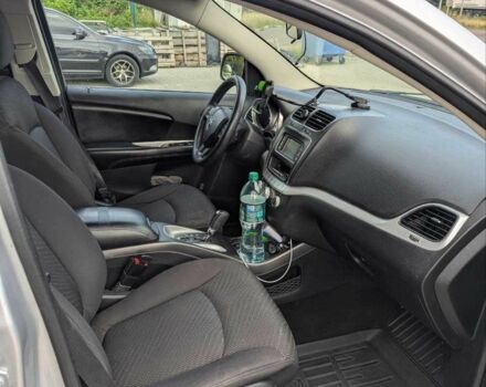 Серый Додж Джорни, объемом двигателя 2.4 л и пробегом 228 тыс. км за 11399 $, фото 15 на Automoto.ua