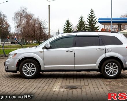 Сірий Додж Джорні, об'ємом двигуна 2.4 л та пробігом 205 тис. км за 10500 $, фото 4 на Automoto.ua