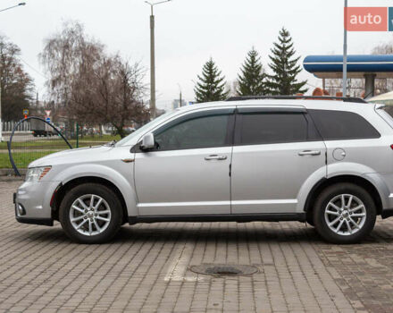 Серый Додж Джорни, объемом двигателя 2.36 л и пробегом 206 тыс. км за 10500 $, фото 4 на Automoto.ua