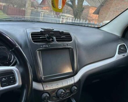 Серый Додж Джорни, объемом двигателя 2.36 л и пробегом 192 тыс. км за 10500 $, фото 4 на Automoto.ua